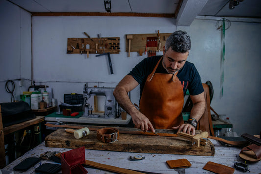 Curso básico para aprender a trabajar el cuero desde cero y 50 patrones digitales con vídeos